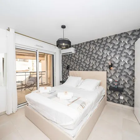 Modern With Terraces, Parking -