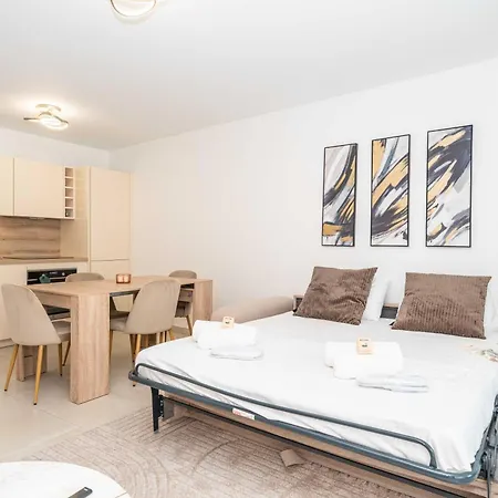 Modern With Terraces, Parking - Daire *