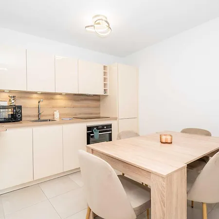 Daire Modern With Terraces, Parking - Cannes